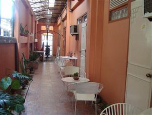 Coastal Inn Dumaguete City Экстерьер фото